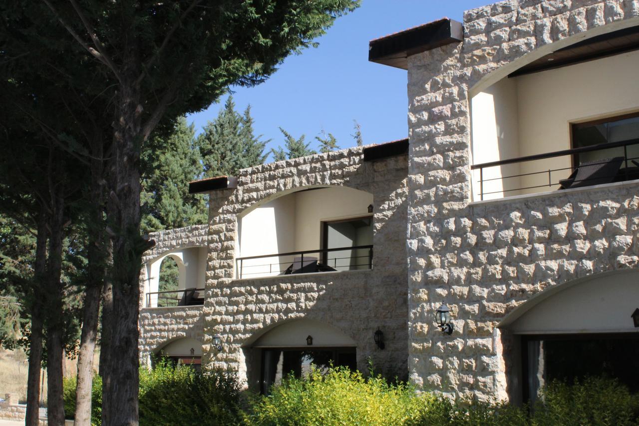 West Bekaa Country Club Hotel Exterior photo